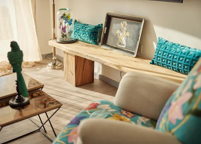 Paier Relais & Pool * 말세진느