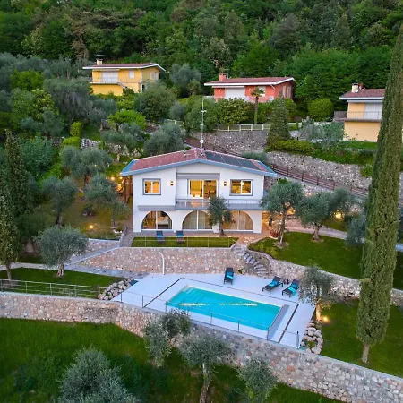 Paier Relais & Pool Malcesine