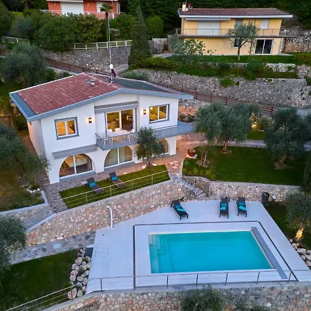 Вилла Paier Relais & Pool *